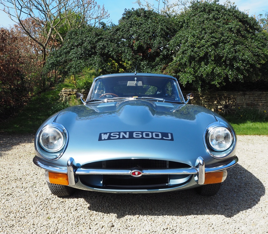 Detailed photos – E-type Series II Coupe