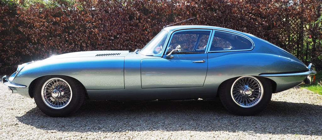 Detailed photos – E-type Series II Coupe